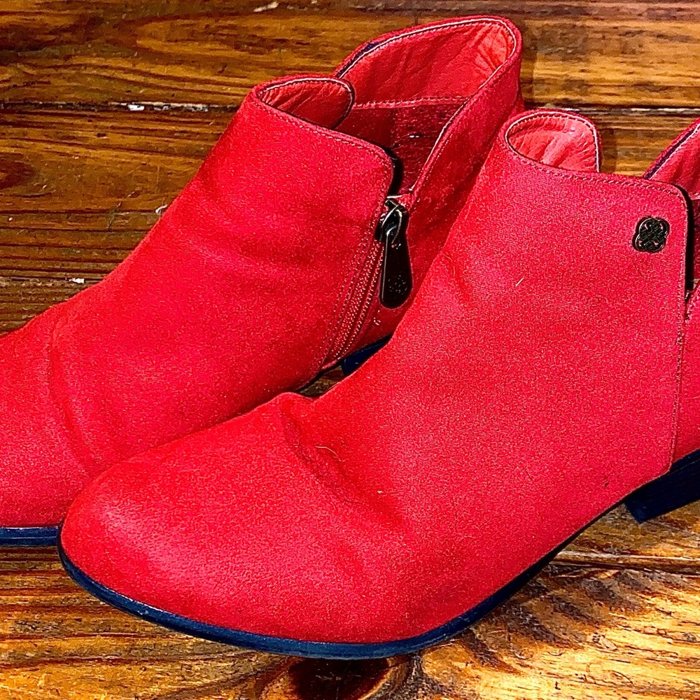 Daisy Fuentes Vibrant Red Ankle Booties